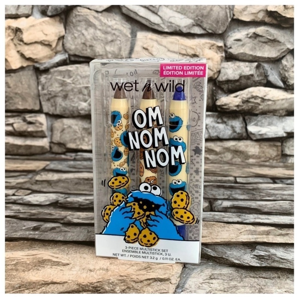 Sesame Street x Wet n Wild Cookie Monster Om Nom 3 Piece Eye Cheek Lip Stick Set